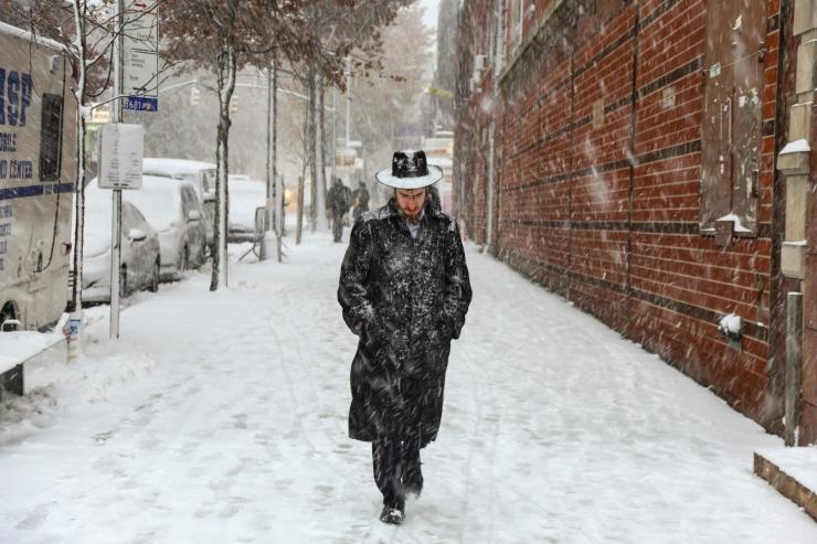 1-2 Inches Of Spring Snow Possible Tomorrow In Select NYC Suburbs 1-2 Inches Of Spring Snow Possible Tomorrow In Select NYC Suburbs