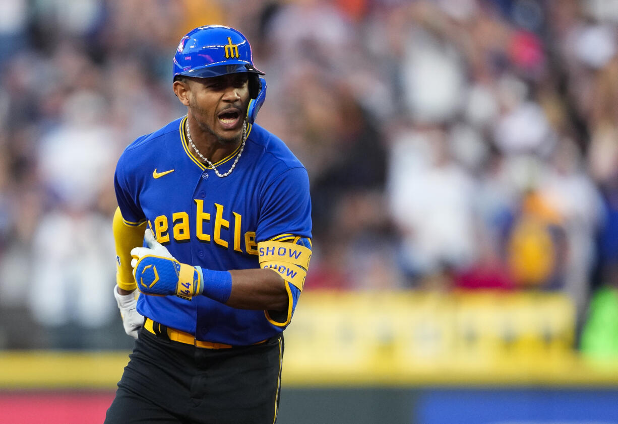 14-0 Blowout: Mariners' First Inning Power Overwhelms Marlins 14-0 Blowout: Mariners' First Inning Power Overwhelms Marlins