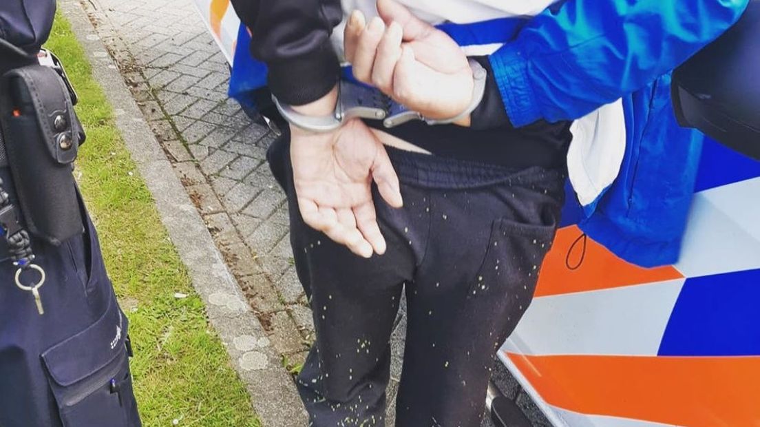 16-jarige Venlonaar Veroordeeld Voor Gewapende Overvallen Op Schoolgenoten 16-jarige Venlonaar Veroordeeld Voor Gewapende Overvallen Op Schoolgenoten