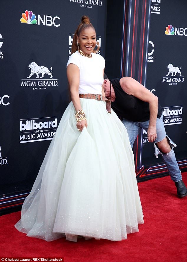 2025 American Music Awards: Janet Jackson's ICON Award Recognition 2025 American Music Awards: Janet Jackson's ICON Award Recognition