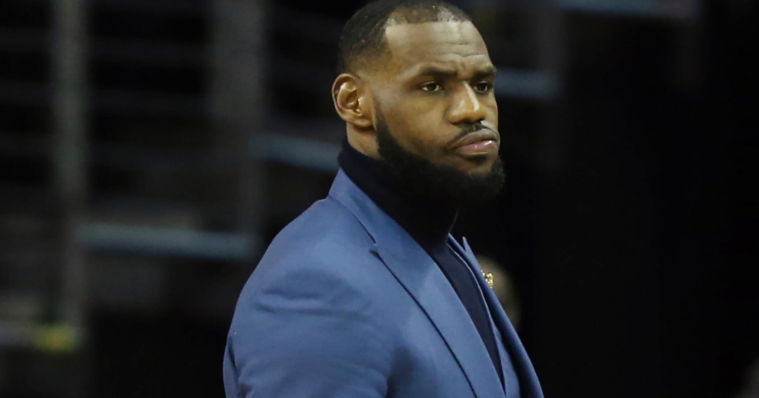 2025 Met Gala: LeBron James Out Due To Knee Problem 2025 Met Gala: LeBron James Out Due To Knee Problem