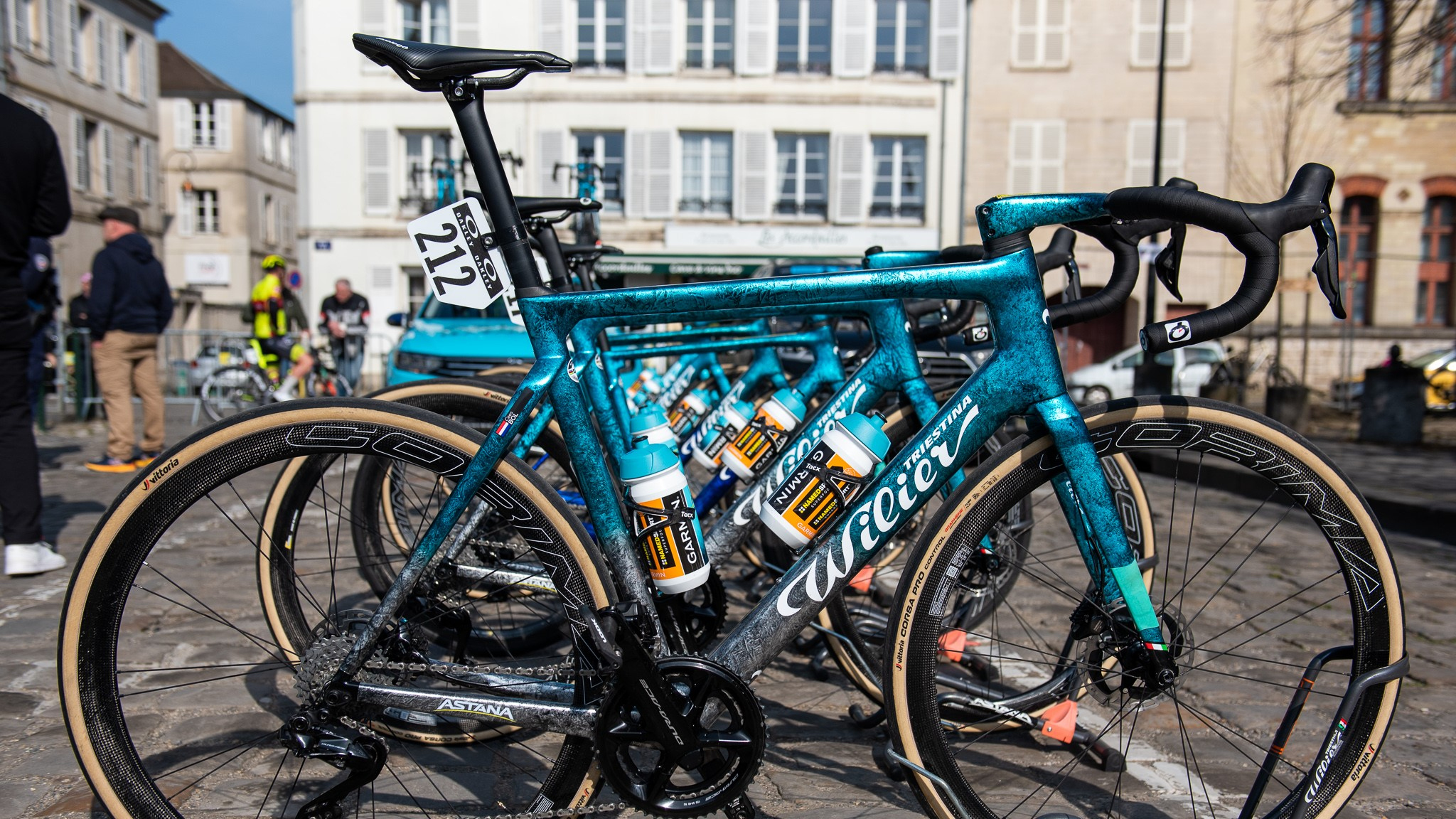 2025 Paris-Roubaix Men's Race: Deep Dive Into Gravel Tech And Tyre Innovations