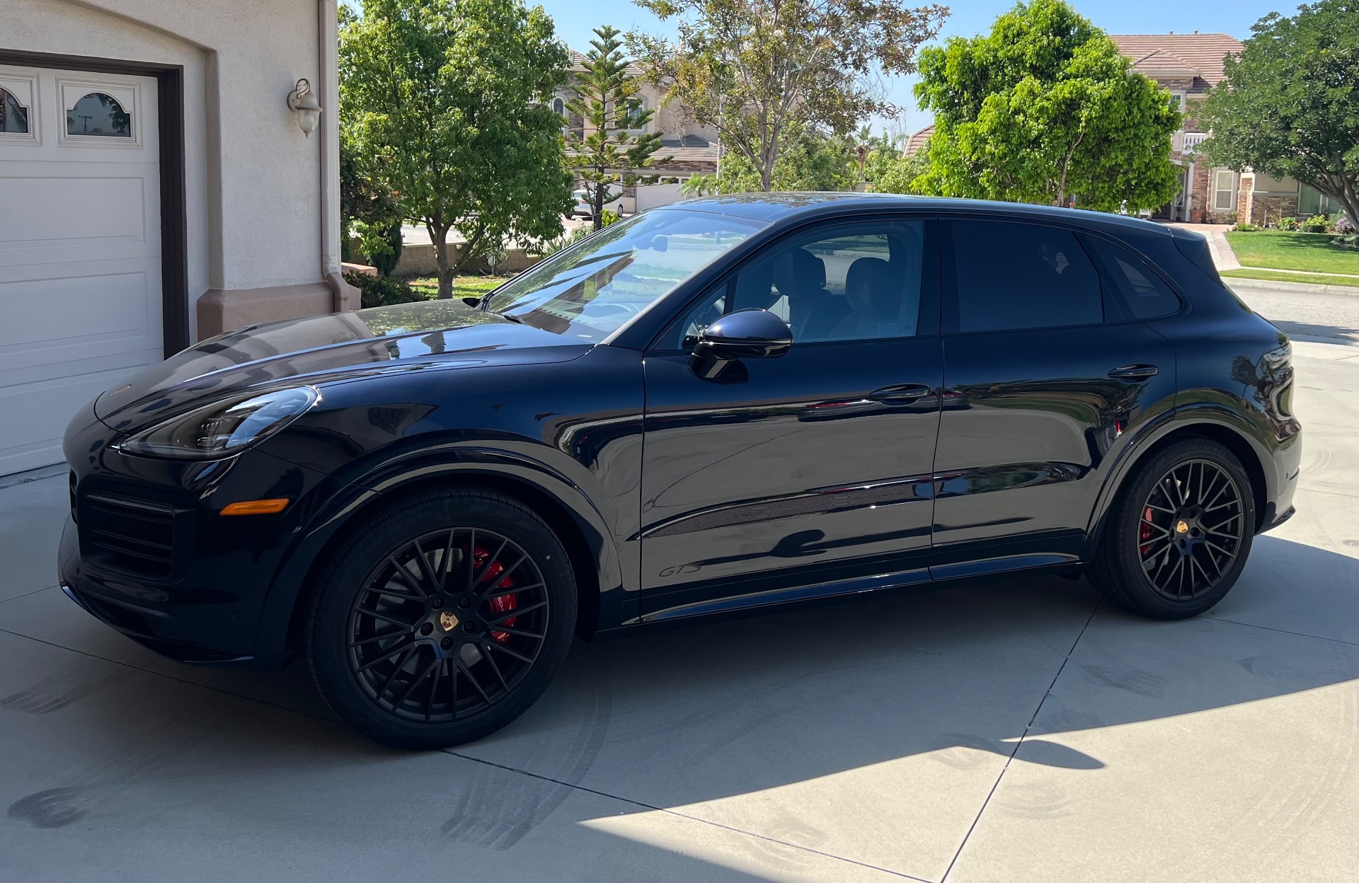 2025 Porsche Cayenne: A Complete Picture Guide To Its Interior And Exterior 2025 Porsche Cayenne: A Complete Picture Guide To Its Interior And Exterior