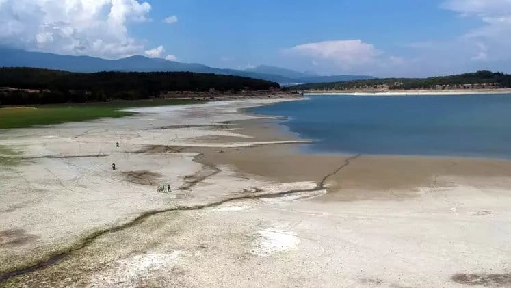 24 Şubat Pazartesi İzmir Okulları Kapalı Mı?  Valilik Kararı Ve Son Dakika Gelişmeler