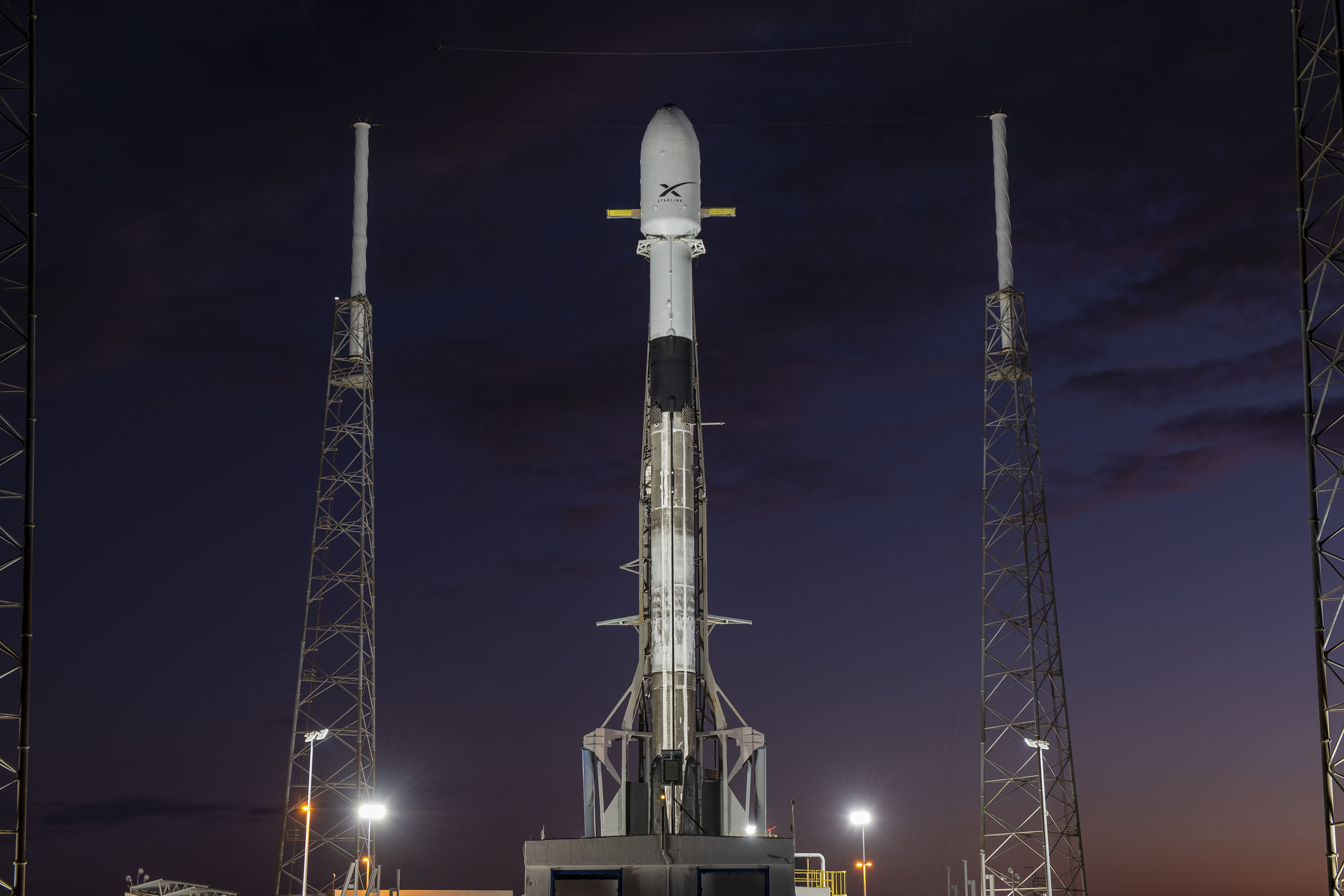 28 Starlink Satellites Launched: SpaceX Falcon 9 Mission Update 28 Starlink Satellites Launched: SpaceX Falcon 9 Mission Update
