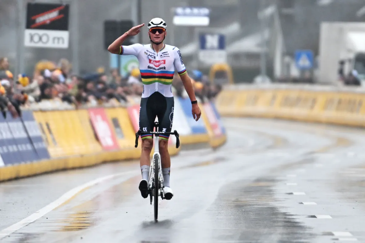 £300 Fine For Spectator Who Spat On Mathieu Van Der Poel At E3 Saxo Classic £300 Fine For Spectator Who Spat On Mathieu Van Der Poel At E3 Saxo Classic