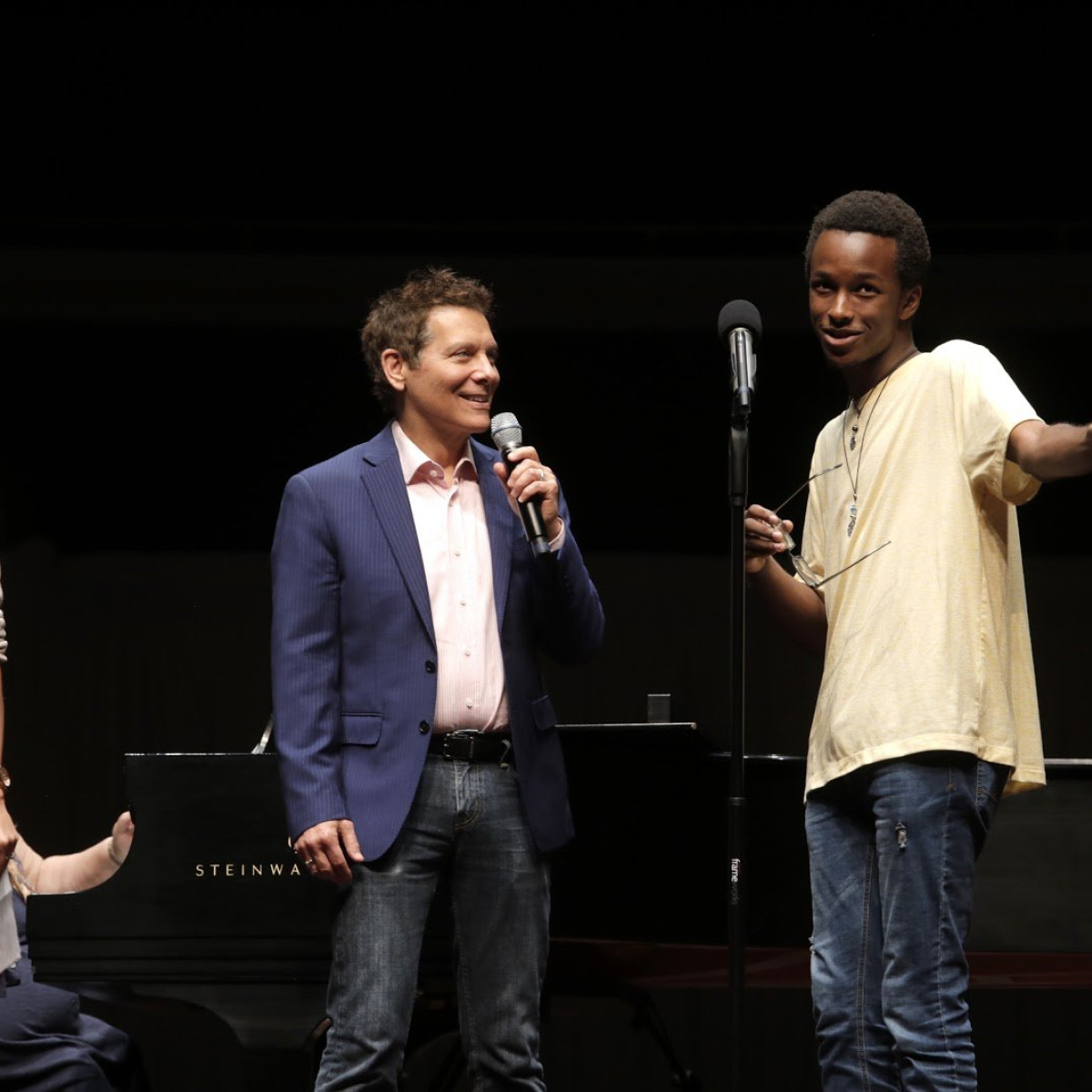 5-Time Grammy Nominee Announces Retirement Due To Age And Memory Issues: Final Show In May 5-Time Grammy Nominee Announces Retirement Due To Age And Memory Issues: Final Show In May