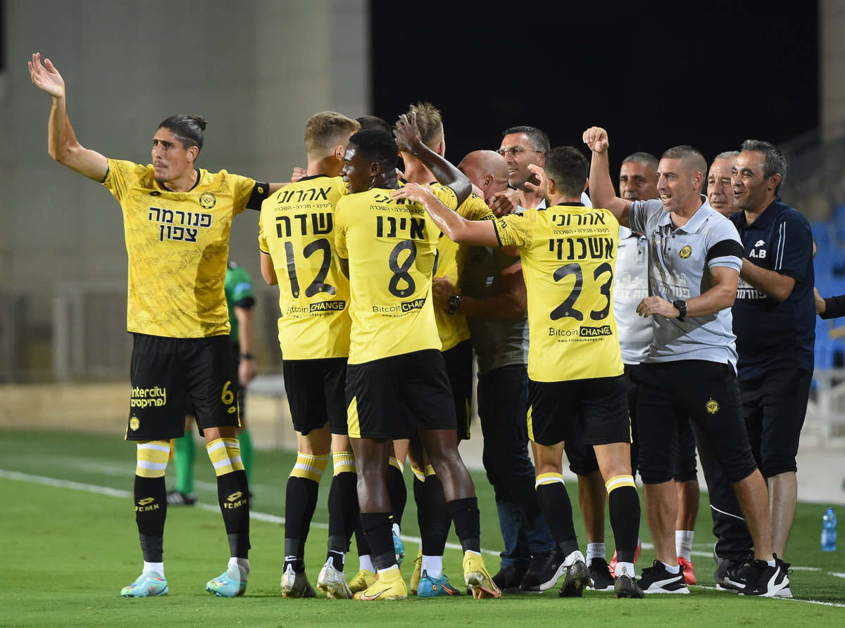 בדקה ה-96: 1:1 דרמטי - לאציו נגד יובנטוס בדקה ה-96: 1:1 דרמטי - לאציו נגד יובנטוס