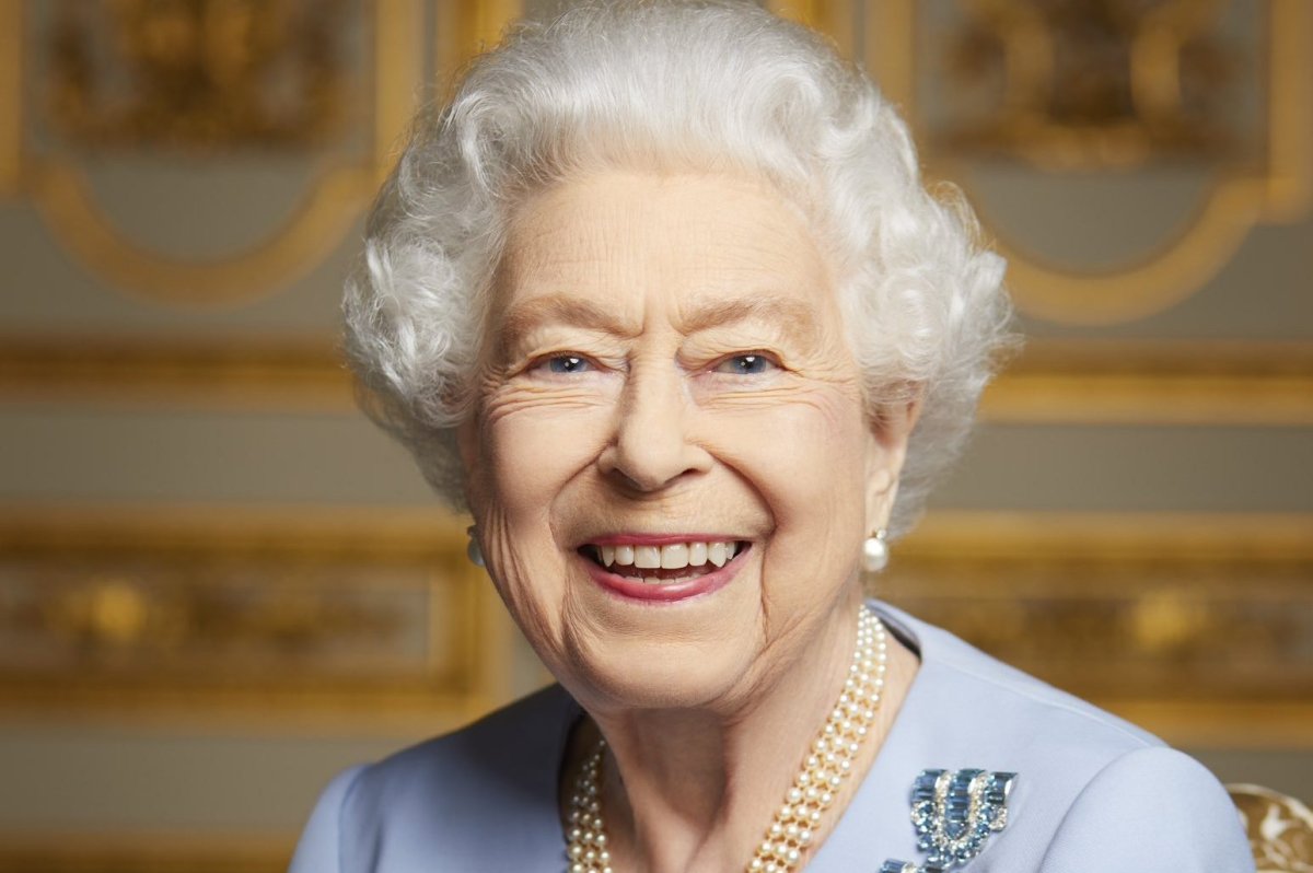 A New Era For Cruising: The Queen Elizabeth 2's Transformation And Interior Design A New Era For Cruising: The Queen Elizabeth 2's Transformation And Interior Design