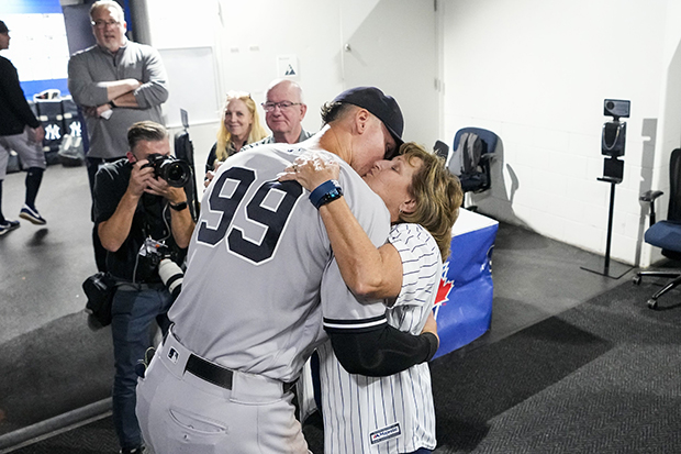 Aaron Judge's 2025 Push-Up Promise: A Deeper Look At The Gesture Aaron Judge's 2025 Push-Up Promise: A Deeper Look At The Gesture
