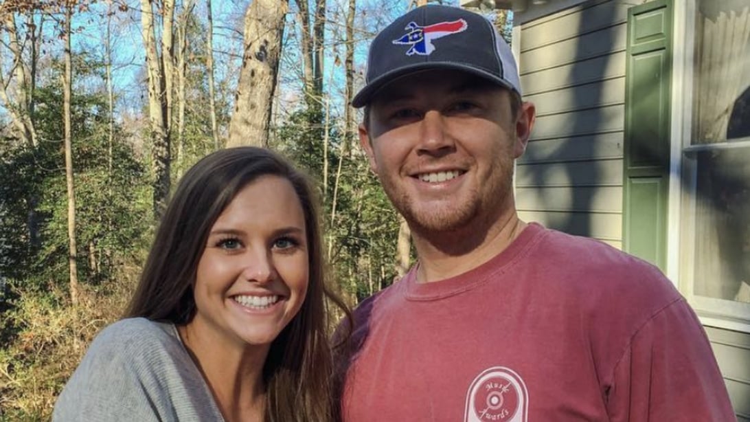 Adorable Video: Scotty McCreery's Son Pays Tribute To George Strait Adorable Video: Scotty McCreery's Son Pays Tribute To George Strait