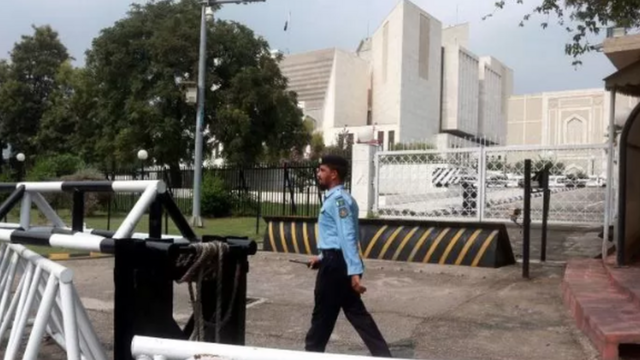احتساب عدالتوں کا خاتمہ: وفاقی حکومت کا فیصلہ اور اس کے اثرات احتساب عدالتوں کا خاتمہ: وفاقی حکومت کا فیصلہ اور اس کے اثرات