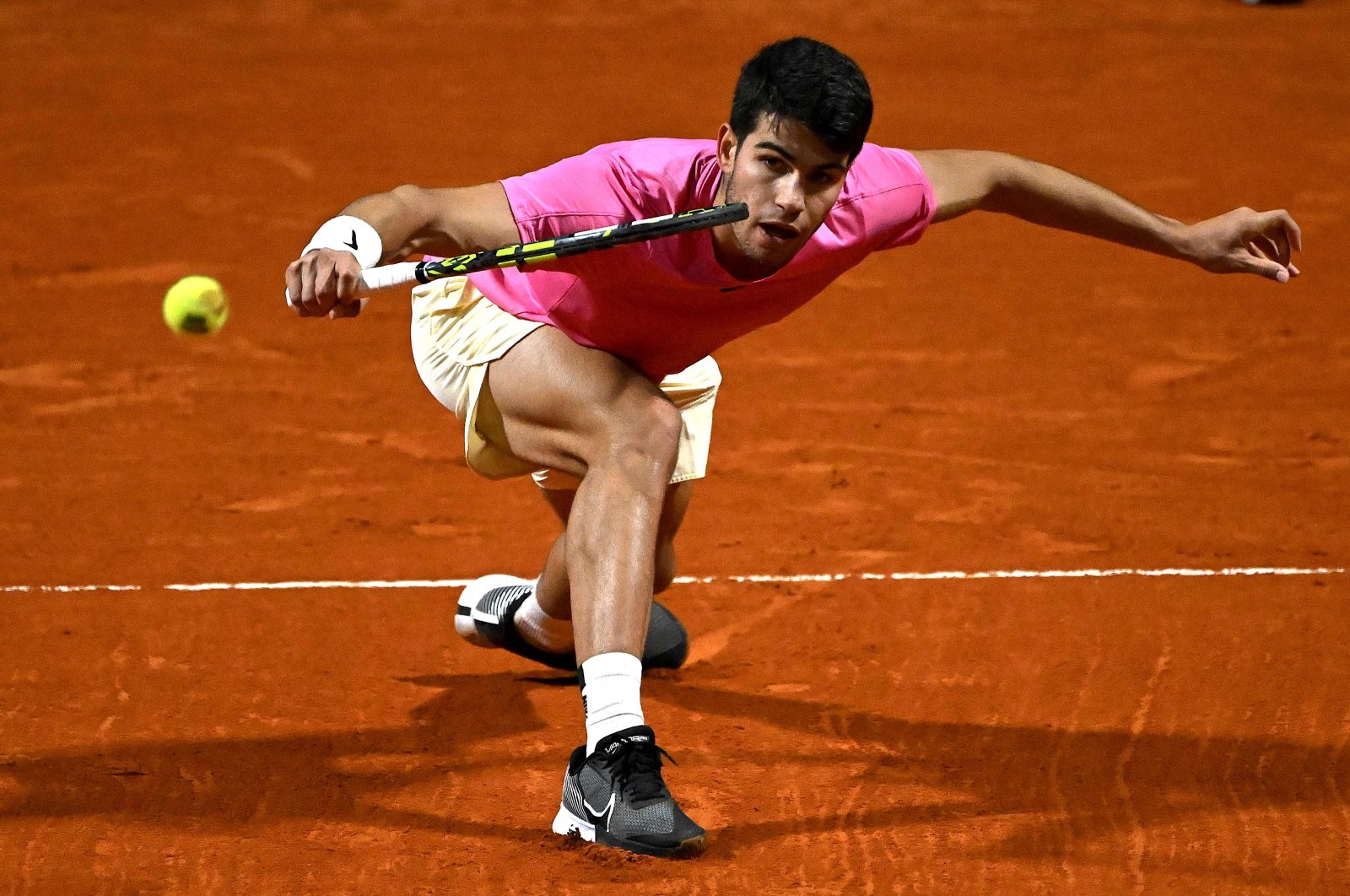 Alcaraz Wins Monte-Carlo Final After Musetti's Injury Retirement Alcaraz Wins Monte-Carlo Final After Musetti's Injury Retirement