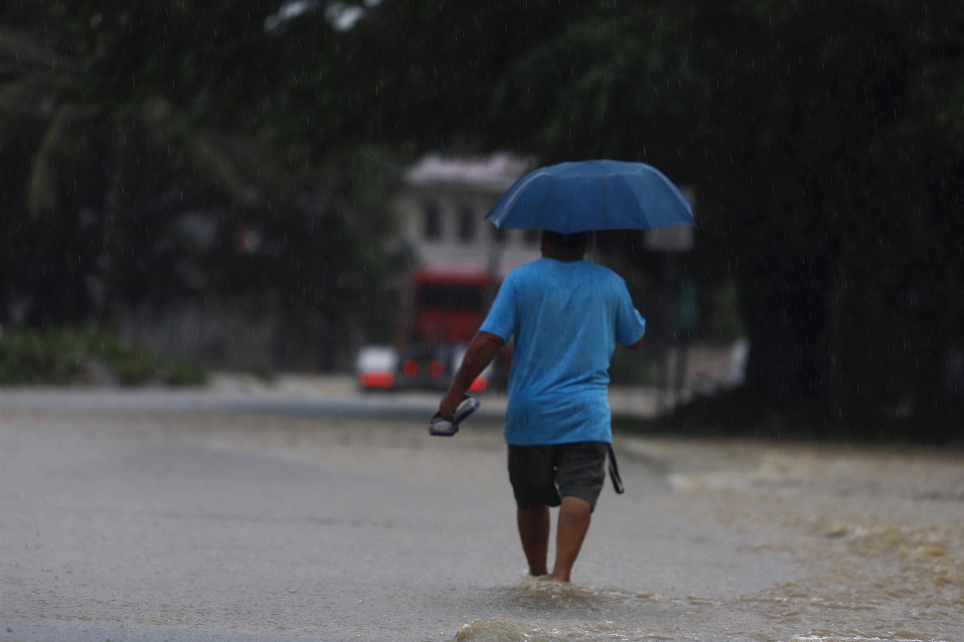 Alerta Amarilla Para 9 Provincias Y Verde Para 5: Reporte Del COE Alerta Amarilla Para 9 Provincias Y Verde Para 5: Reporte Del COE
