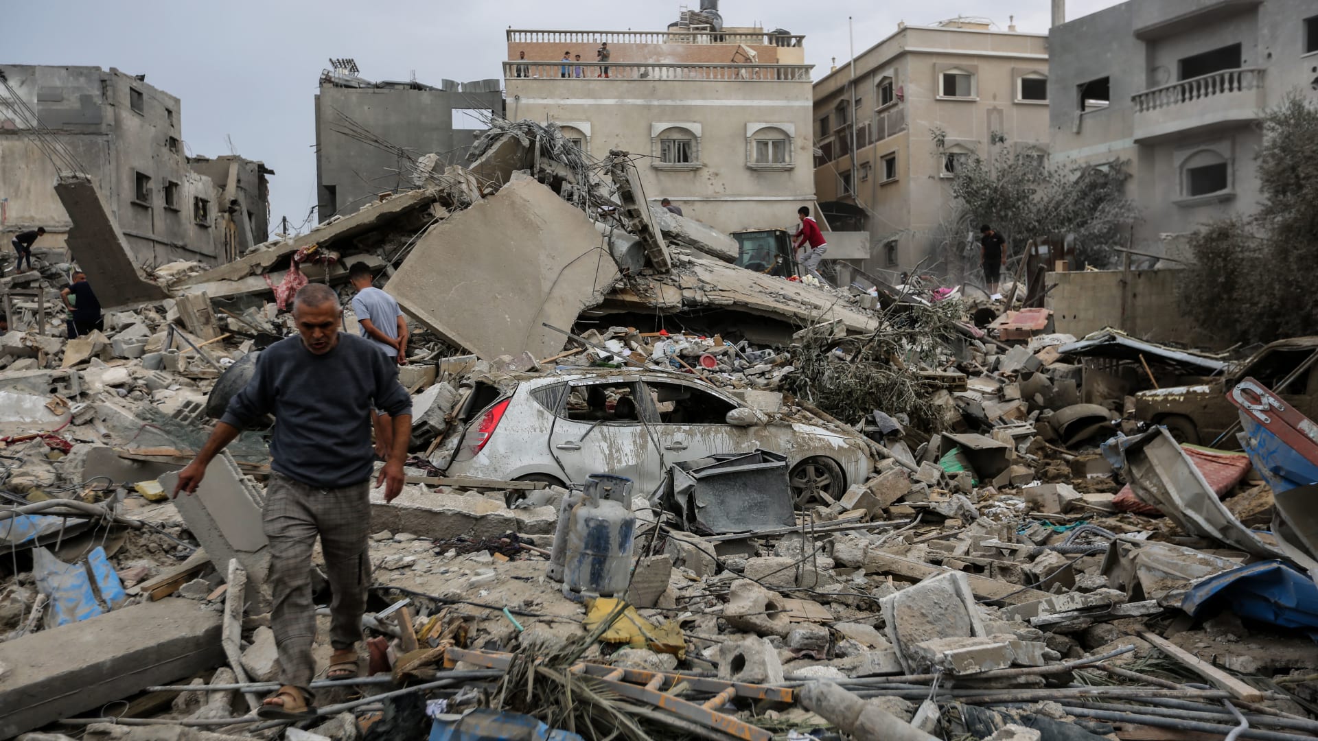 الحصار على غزة: هجوم إسرائيلي يستهدف سفينة من أسطول الحرية الحصار على غزة: هجوم إسرائيلي يستهدف سفينة من أسطول الحرية