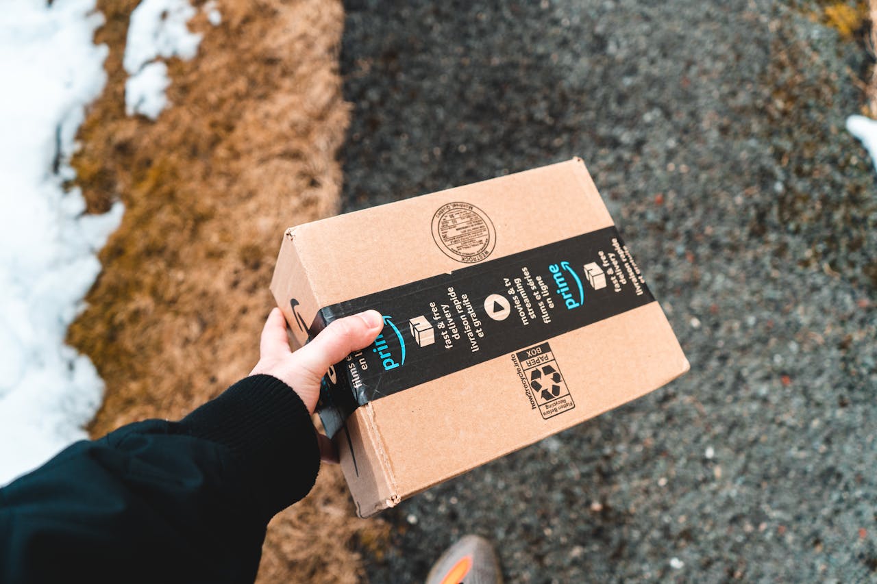 Amazon Warehouse Closures In Quebec: Union Takes Case To Labour Tribunal Amazon Warehouse Closures In Quebec: Union Takes Case To Labour Tribunal