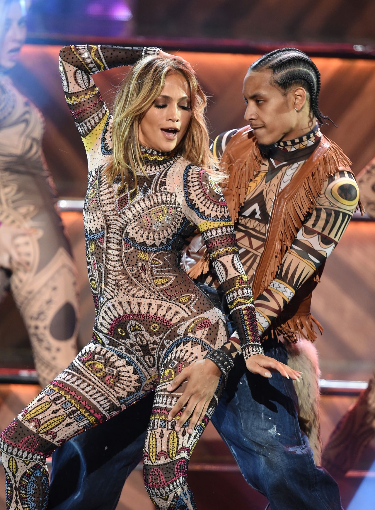 American Music Awards: Jennifer Lopez Set To Host In May American Music Awards: Jennifer Lopez Set To Host In May
