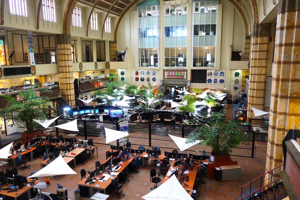 Amsterdam Stock Market: 7% Plunge At Opening Reflects Trade War Anxiety Amsterdam Stock Market: 7% Plunge At Opening Reflects Trade War Anxiety