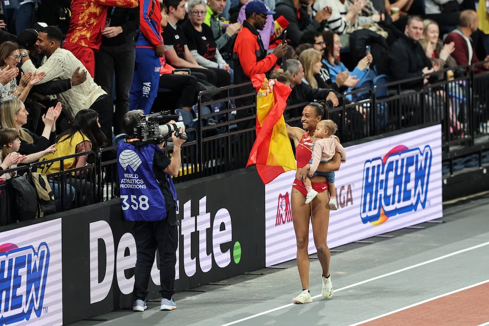 Ana Peleteiro Entre Los 13 Atletas Españoles En El Mundial De Atletismo En Pista Cubierta De Nanjing Ana Peleteiro Entre Los 13 Atletas Españoles En El Mundial De Atletismo En Pista Cubierta De Nanjing