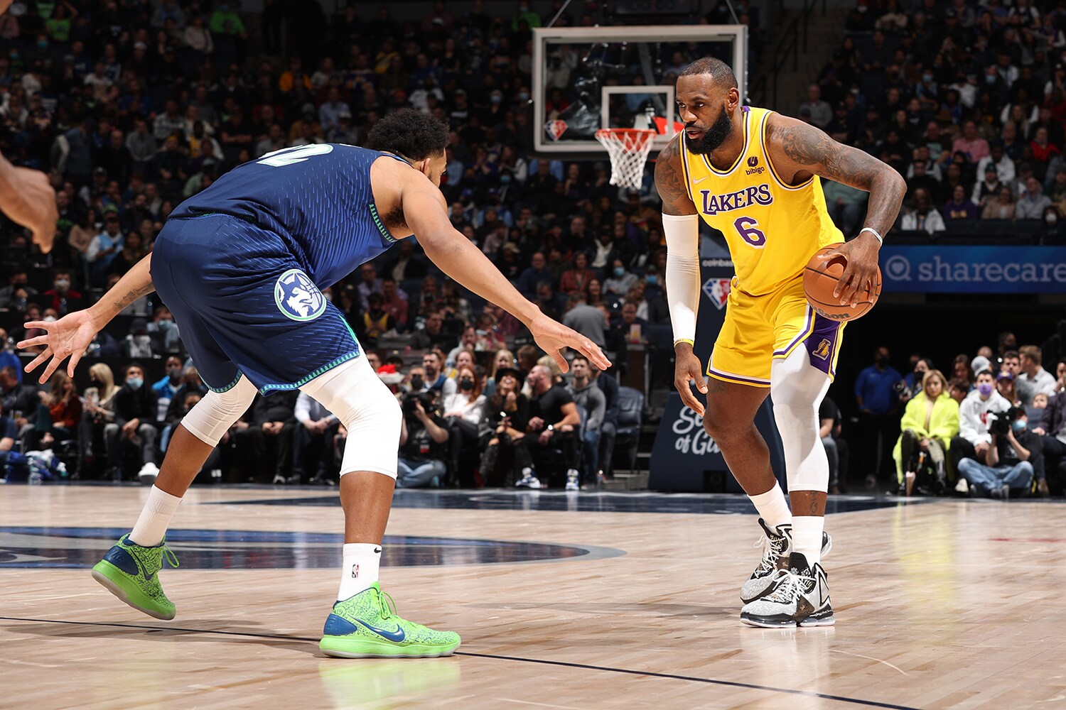 Analyzing Randle's Performance: Lakers Vs. Timberwolves Analyzing Randle's Performance: Lakers Vs. Timberwolves