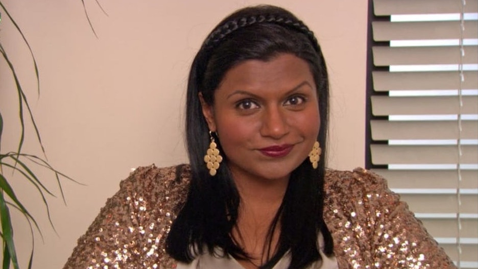 Após Anos De Silêncio, Mindy Kaling Fala Sobre Relacionamento Com Ex De The Office Após Anos De Silêncio, Mindy Kaling Fala Sobre Relacionamento Com Ex De The Office