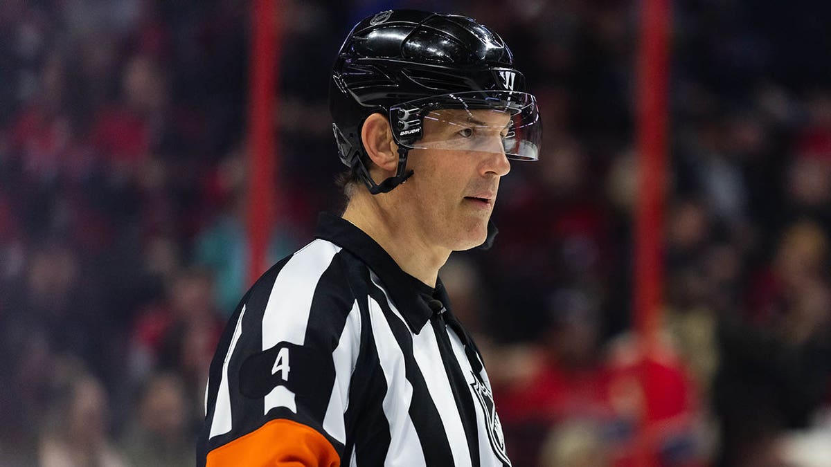 Apple Watches On Ice: NHL Referee Adoption Apple Watches On Ice: NHL Referee Adoption
