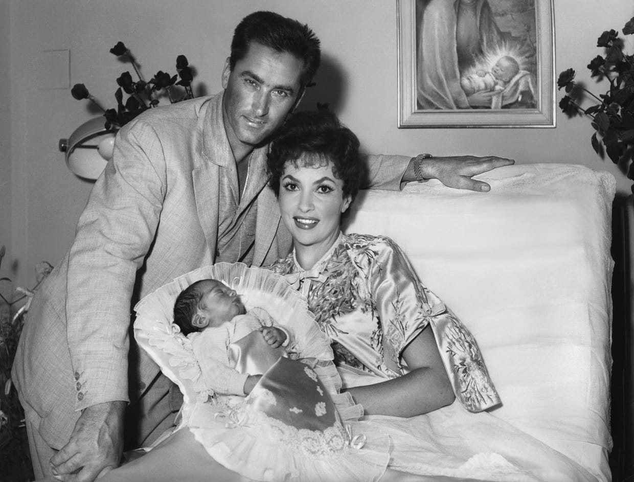 Après Le Divorce, Éric Antoine Et La Naissance De Son Enfant Avec Sa Nouvelle Compagne Après Le Divorce, Éric Antoine Et La Naissance De Son Enfant Avec Sa Nouvelle Compagne