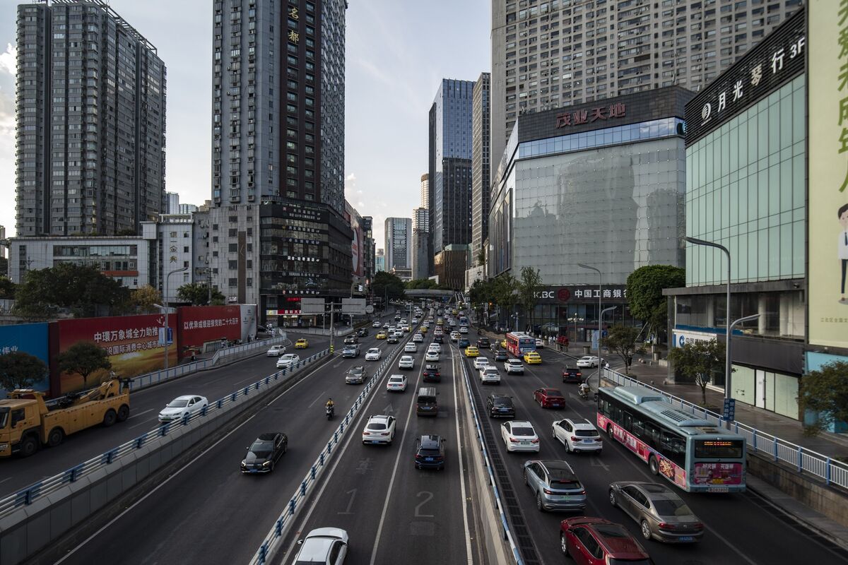 Are BMW And Porsche Losing Ground In China? A Deep Dive Into Market Dynamics Are BMW And Porsche Losing Ground In China? A Deep Dive Into Market Dynamics