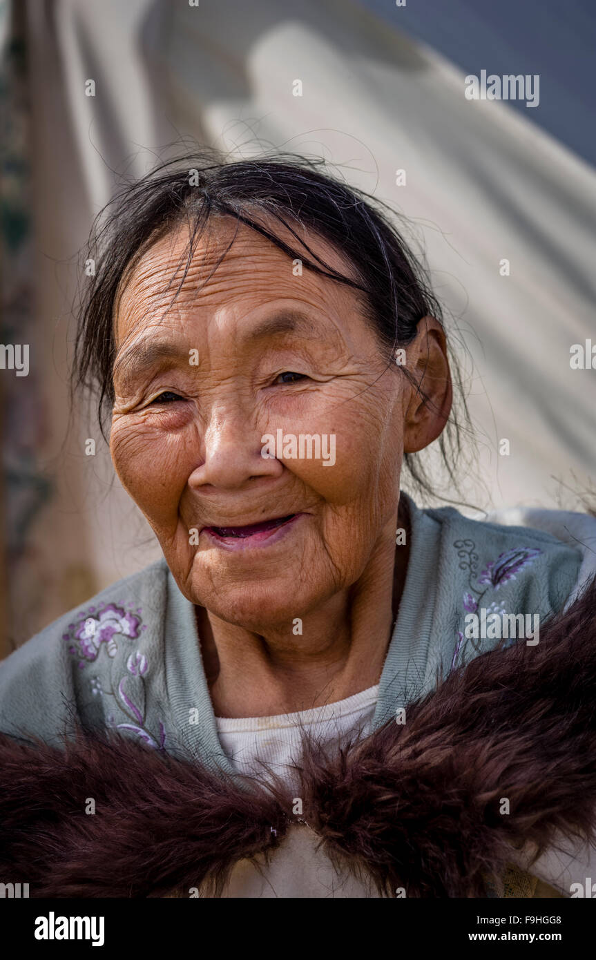 Arnarulunguaq: L'Héritage D'une Femme Inuit Arnarulunguaq: L'Héritage D'une Femme Inuit