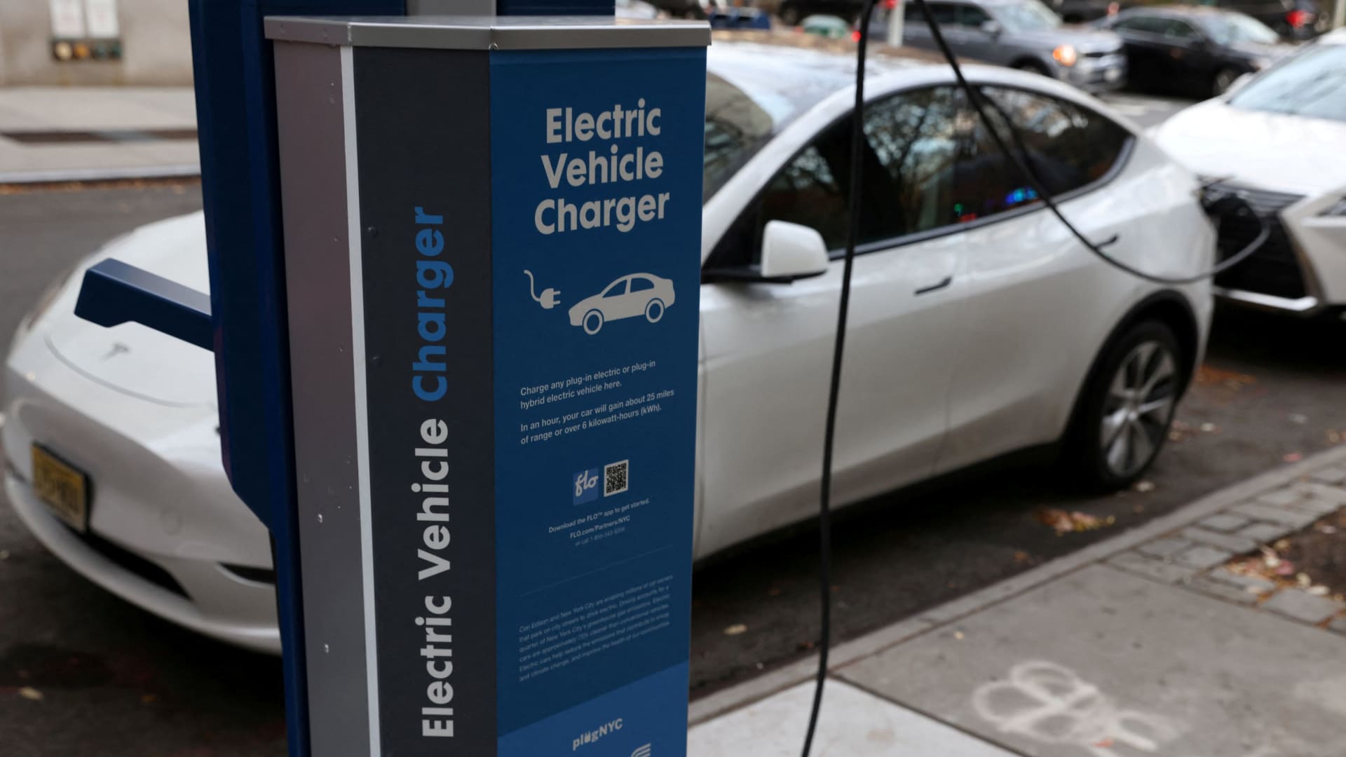 Auto Dealerships Push Back Against Mandatory EV Quotas