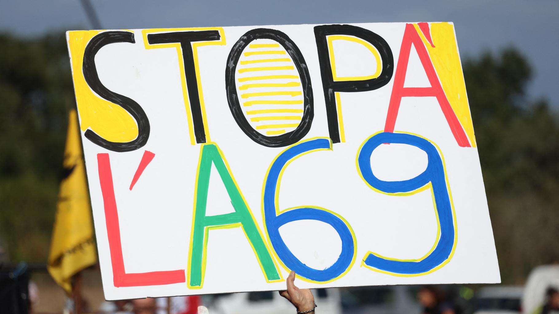Autoroute A69 : Ministres Et Parlementaires Contournent La Justice ? Autoroute A69 : Ministres Et Parlementaires Contournent La Justice ?