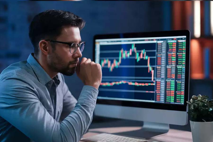 Bajaj Twins Drag On Market: Sensex And Nifty 50 End Day Flat Amidst India-Pakistan Tensions Bajaj Twins Drag On Market: Sensex And Nifty 50 End Day Flat Amidst India-Pakistan Tensions