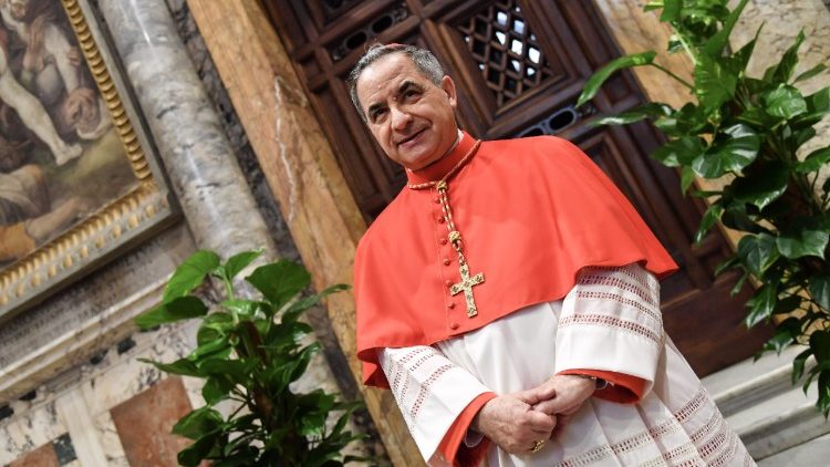 Becciu: Chat Segrete E Accuse Al Vaticano - Il Cardinale Parla Di Complotto Becciu: Chat Segrete E Accuse Al Vaticano - Il Cardinale Parla Di Complotto