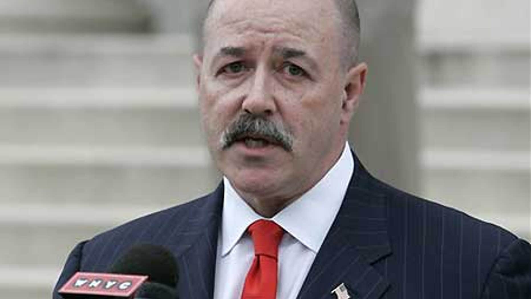 Bernard Kerik: A Leader's Response To The 9/11 Tragedy Bernard Kerik: A Leader's Response To The 9/11 Tragedy