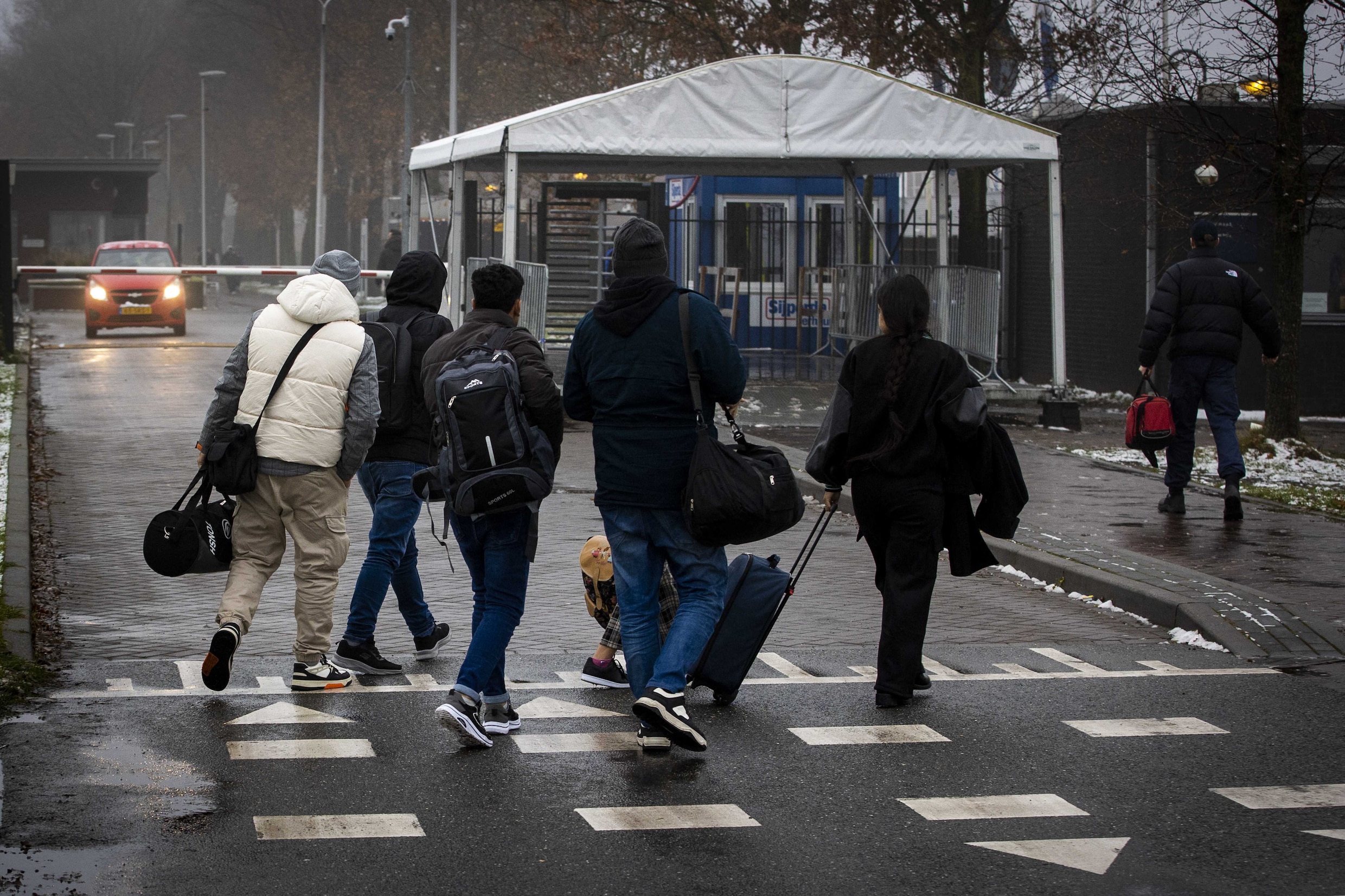 Betaalbaarheid Woningen Nederland: Verschillende Perspectieven (ABN Amro & GeenStijl). Betaalbaarheid Woningen Nederland: Verschillende Perspectieven (ABN Amro & GeenStijl).