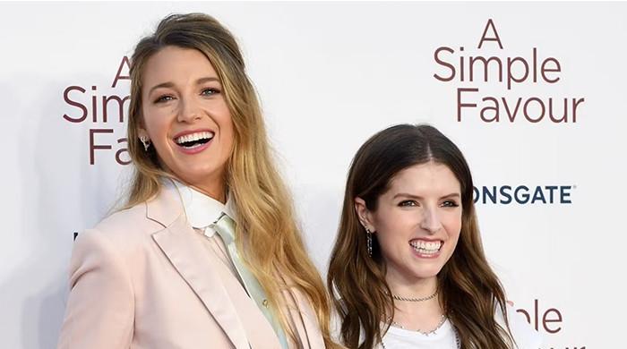 Blake Lively & Anna Kendrick's Awkward Moments: Feud Rumors Analyzed Through Body Language Blake Lively & Anna Kendrick's Awkward Moments: Feud Rumors Analyzed Through Body Language
