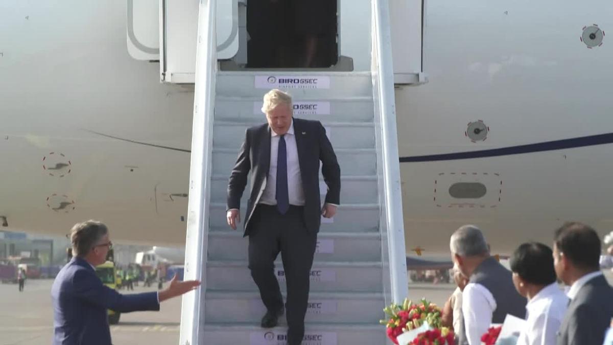 Boris Johnson's Most Awkward Animal Encounters: From Dog To Ostrich Boris Johnson's Most Awkward Animal Encounters: From Dog To Ostrich