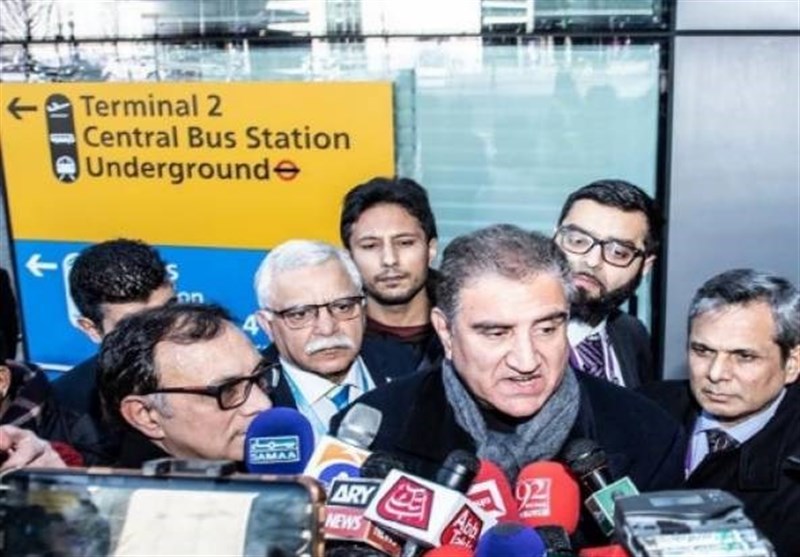 برطانیہ میں کشمیر کے مسئلے پر وزیر اعظم کو یادداشت پیش برطانیہ میں کشمیر کے مسئلے پر وزیر اعظم کو یادداشت پیش
