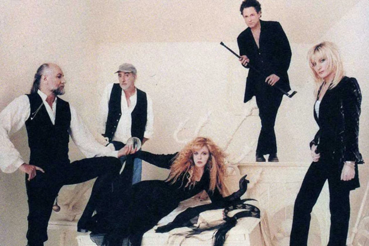 Buckingham And Fleetwood's Reunion: Future Of Fleetwood Mac Uncertain Buckingham And Fleetwood's Reunion: Future Of Fleetwood Mac Uncertain