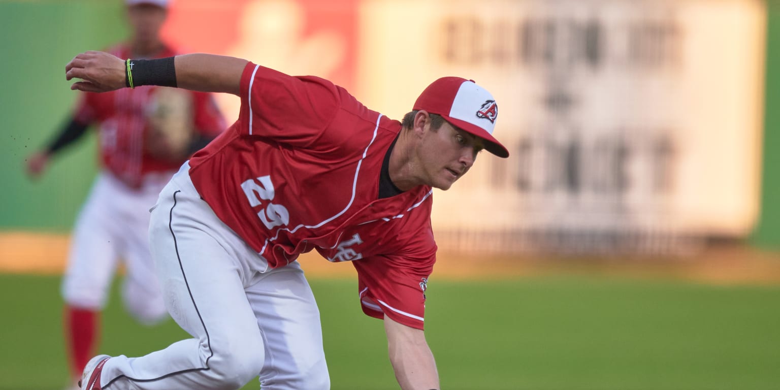 Cardinals Sweep Diamondbacks: Winn's Homer Leads The Charge Cardinals Sweep Diamondbacks: Winn's Homer Leads The Charge