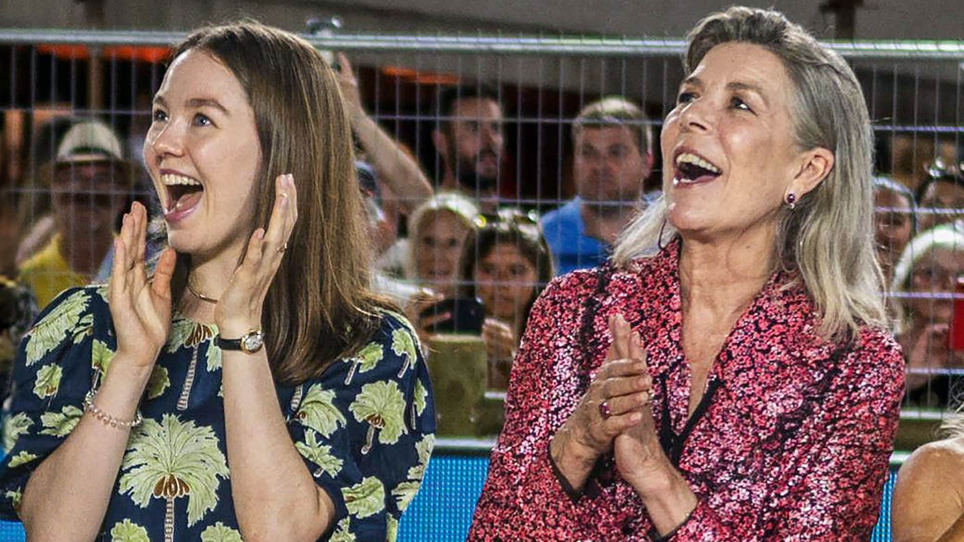 Carolina De Mónaco Y Alexandra De Hannover: Iconos De Estilo En El Baile De La Rosa 2025 Carolina De Mónaco Y Alexandra De Hannover: Iconos De Estilo En El Baile De La Rosa 2025