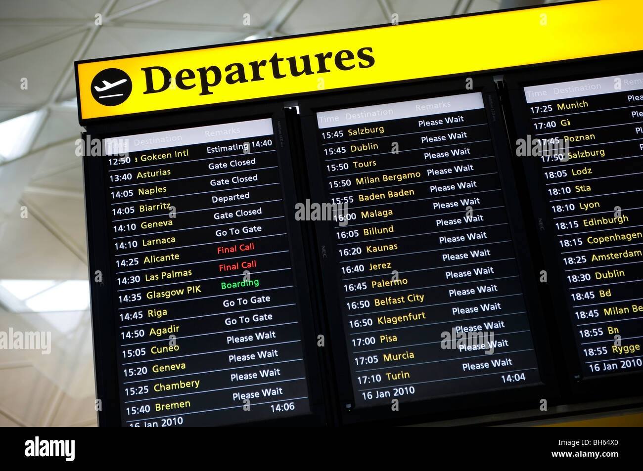 Casablanca Now Connected To Stansted Airport: New Flight Route Details Casablanca Now Connected To Stansted Airport: New Flight Route Details