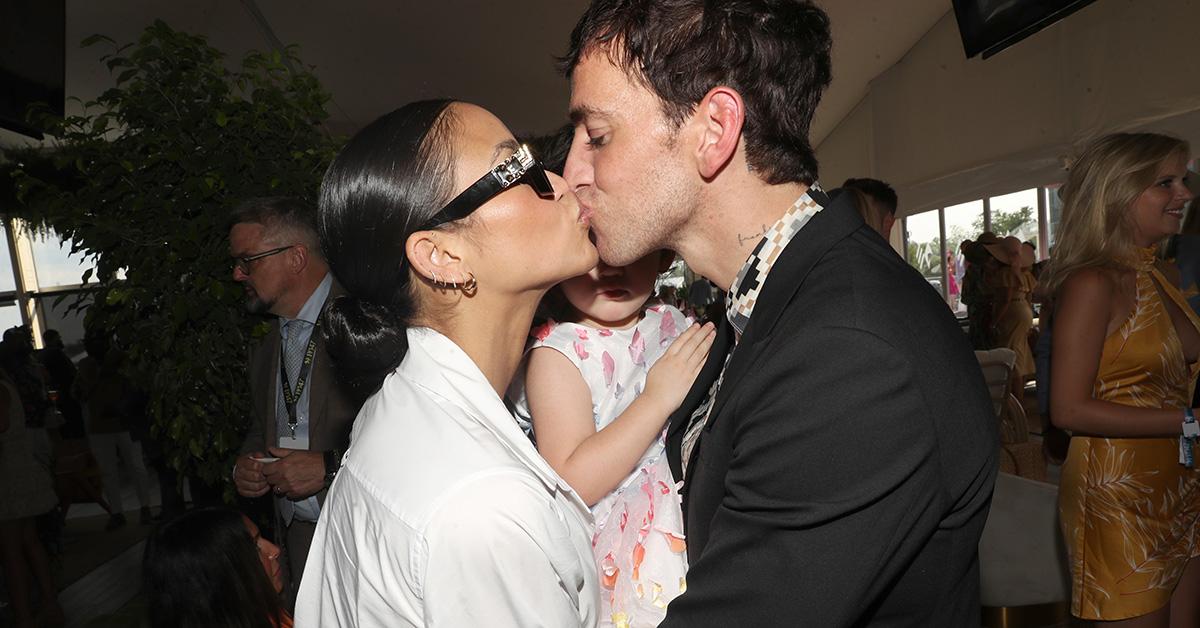 Cassie Ventura's Pregnancy Reveal: Red Carpet Appearance With Alex Fine At MobLand Cassie Ventura's Pregnancy Reveal: Red Carpet Appearance With Alex Fine At MobLand