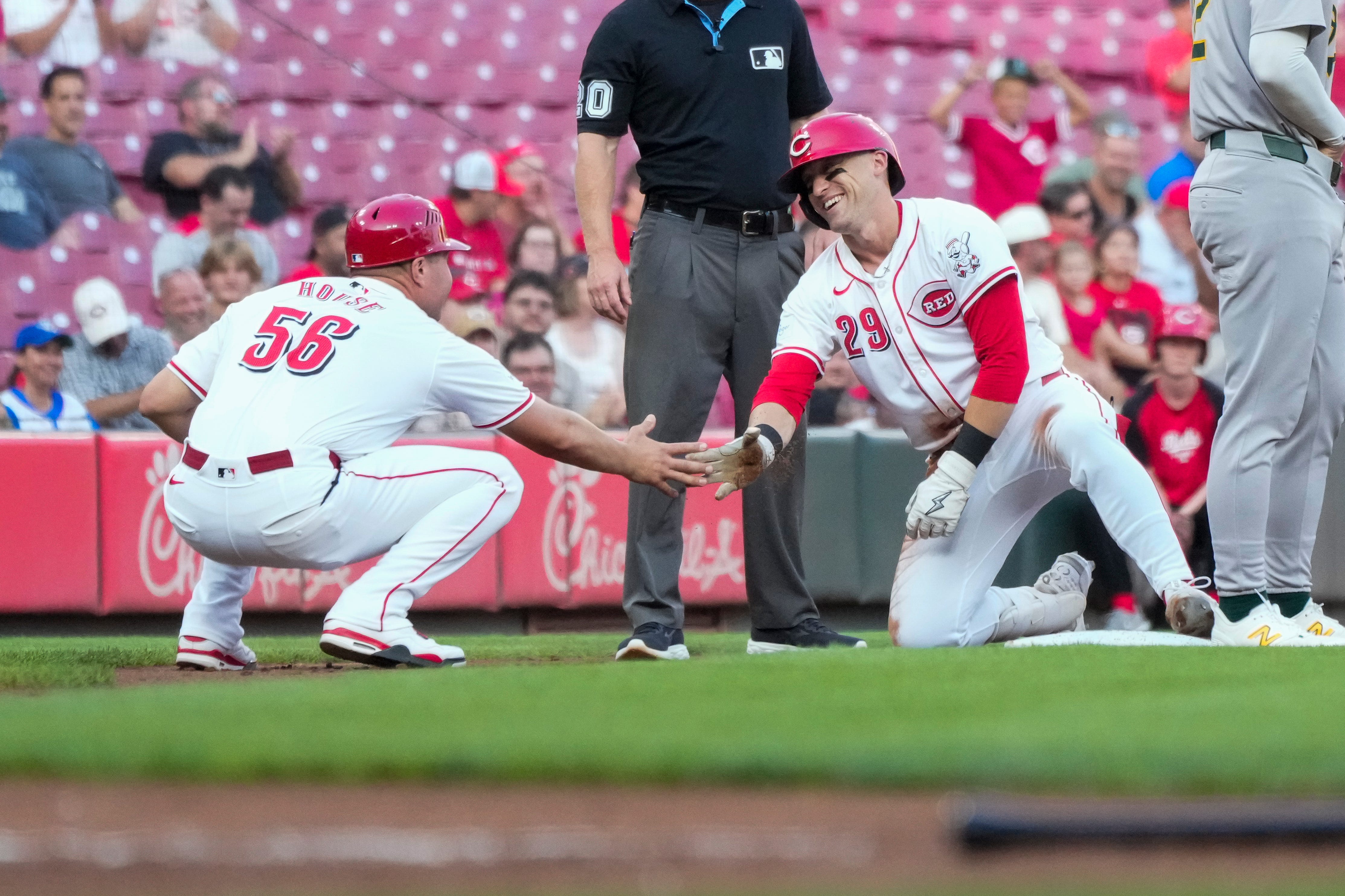 Cincinnati Reds Extend Losing Streak, Set Unprecedented Record