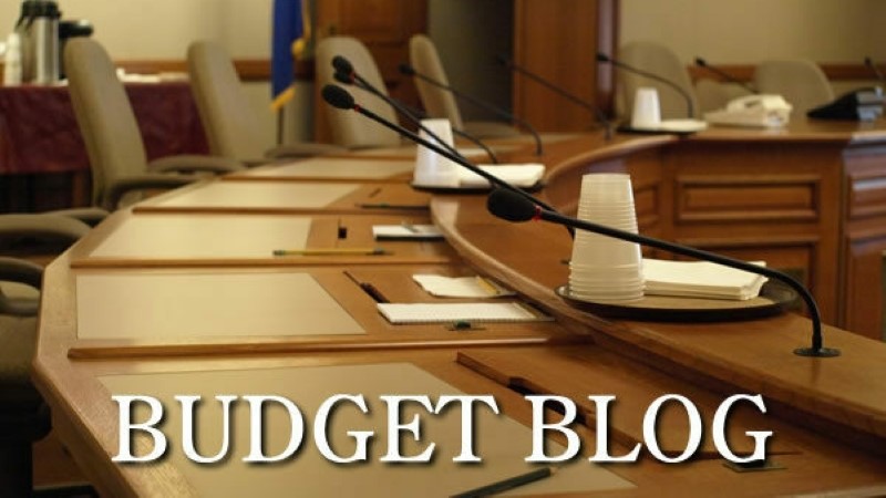 Clinton's Presidential Vetoes: A Case Study In Budget Politics Clinton's Presidential Vetoes: A Case Study In Budget Politics
