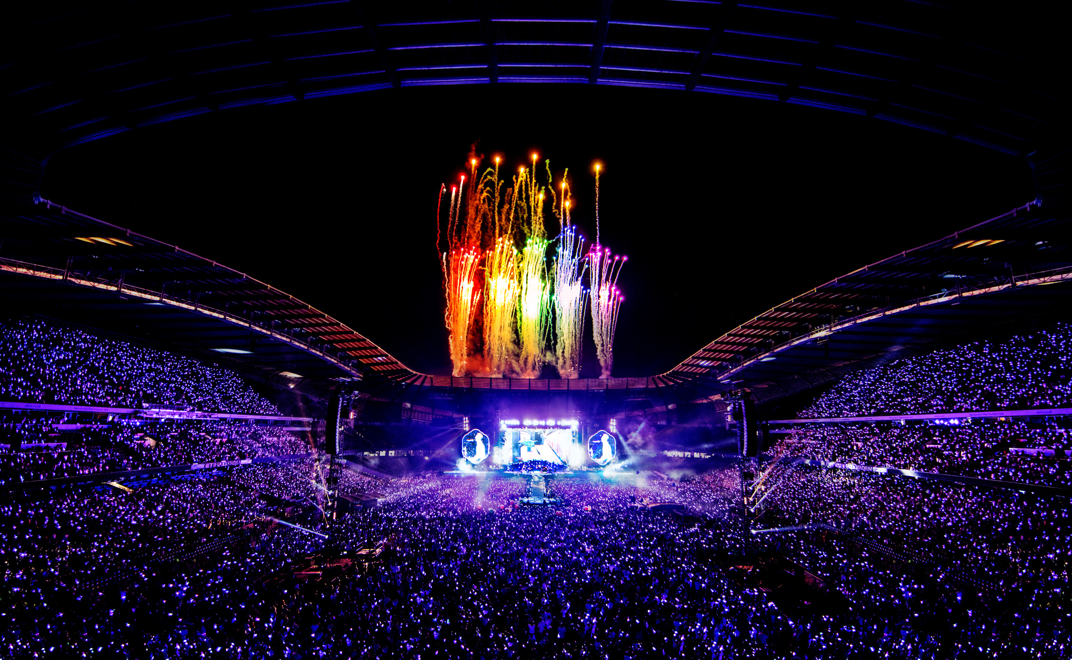 Coldplay's Top-Ranked Concert: An Unforgettable Show Of Music, Lights, And Love Coldplay's Top-Ranked Concert: An Unforgettable Show Of Music, Lights, And Love