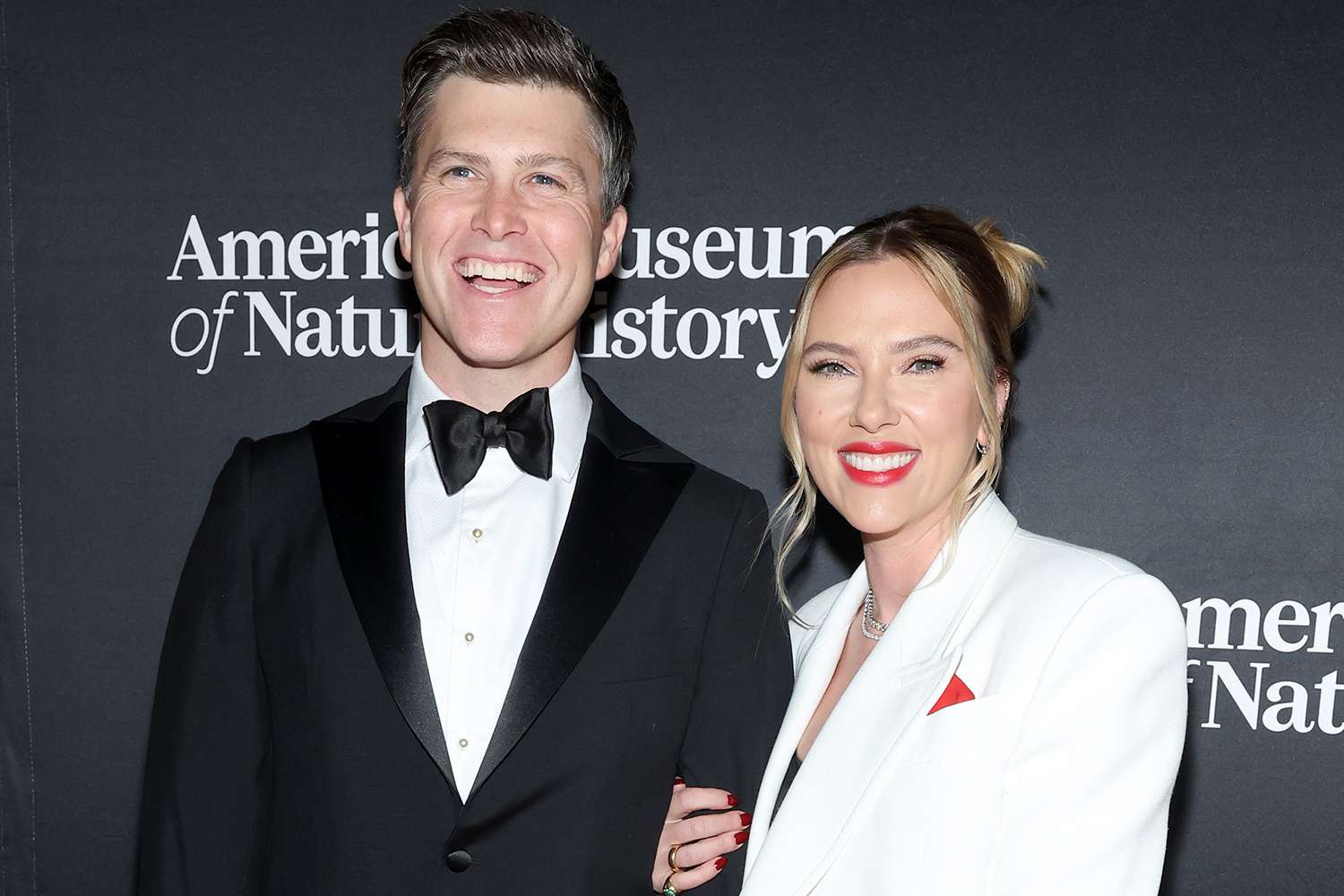 Colin Jost And Scarlett Johansson: A Look At Their Respective Net Worths Colin Jost And Scarlett Johansson: A Look At Their Respective Net Worths