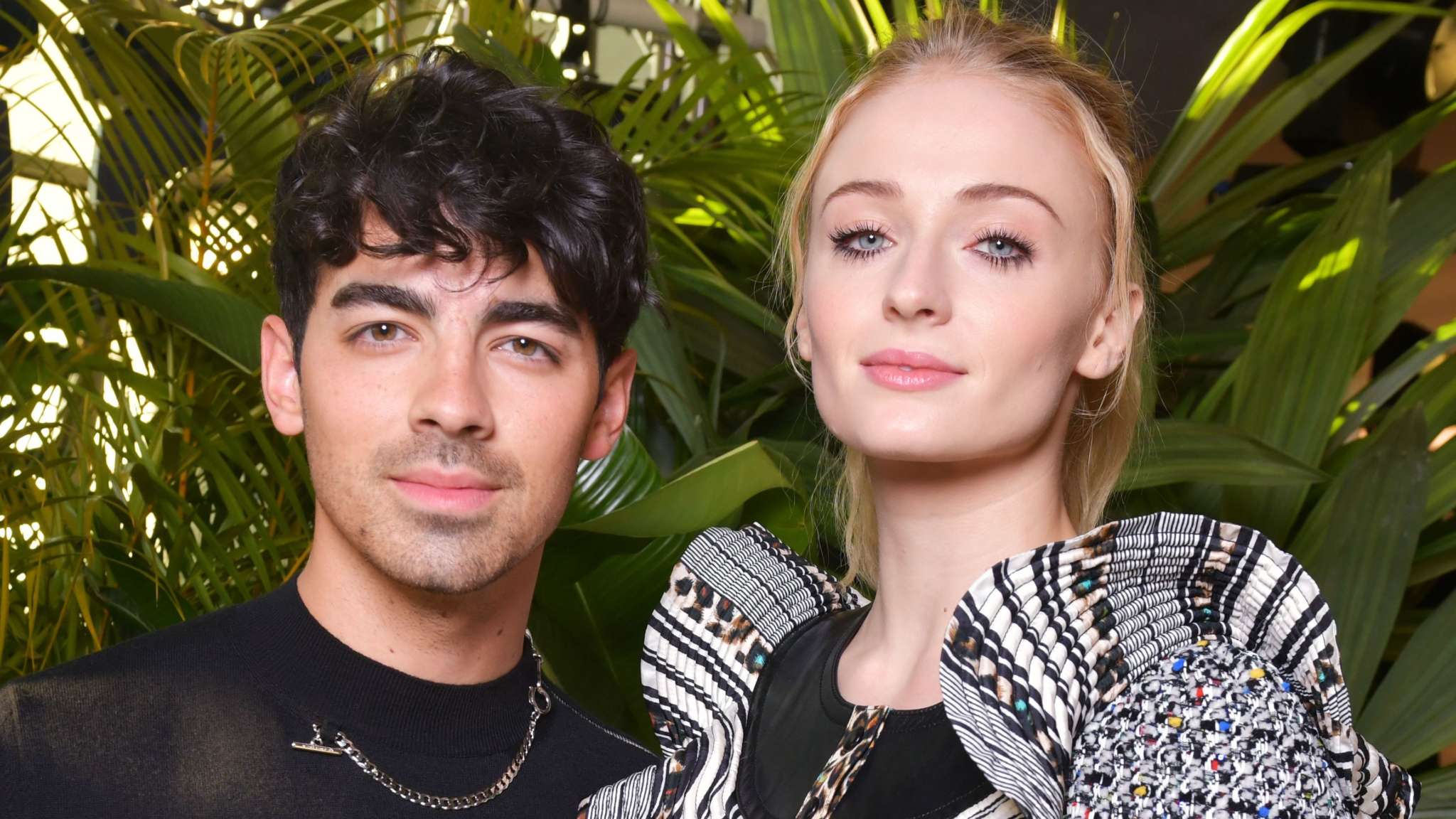 Couple Fights Over Joe Jonas: His Hilarious Response Couple Fights Over Joe Jonas: His Hilarious Response