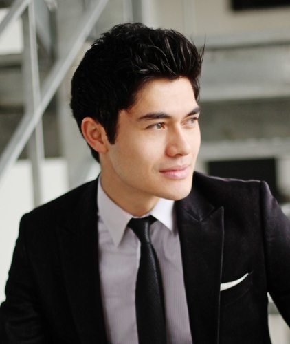 Crazy Rich Asians: Henry Golding Updates On Cast Reunions And TV Show Development Crazy Rich Asians: Henry Golding Updates On Cast Reunions And TV Show Development