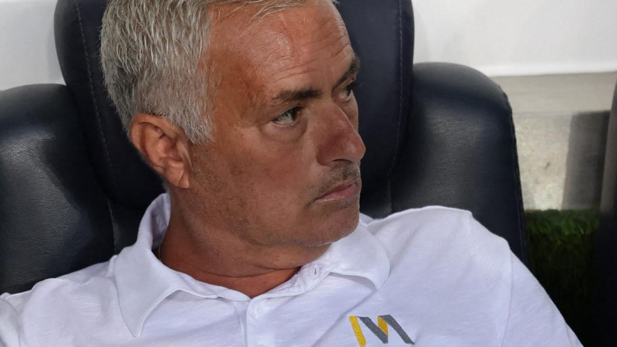 Cristiano Ronaldo: Fenerbahçe Çağrısıyla Şaşkına Dönüş Cristiano Ronaldo: Fenerbahçe Çağrısıyla Şaşkına Dönüş